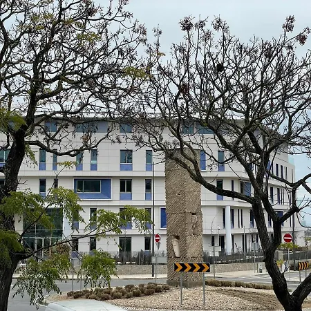Av Sintra Mhouse Lease *